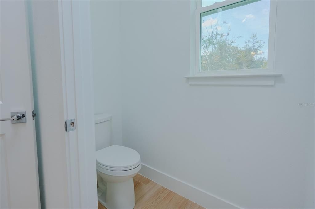 For Sale: $446,000 (3 beds, 2 baths, 2121 Square Feet)
