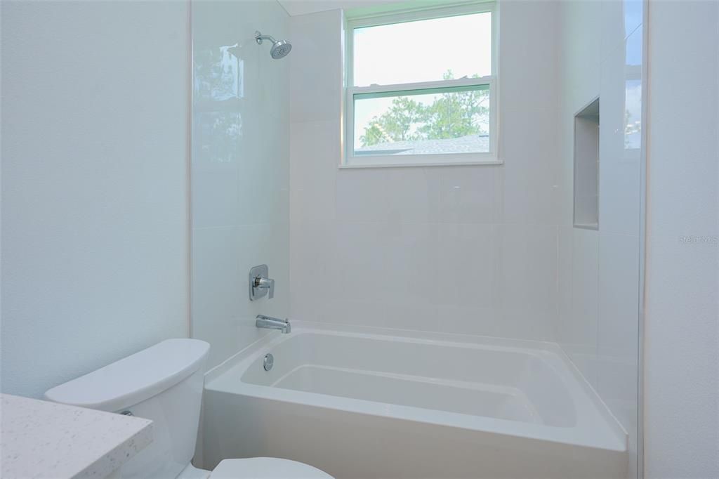 For Sale: $446,000 (3 beds, 2 baths, 2121 Square Feet)