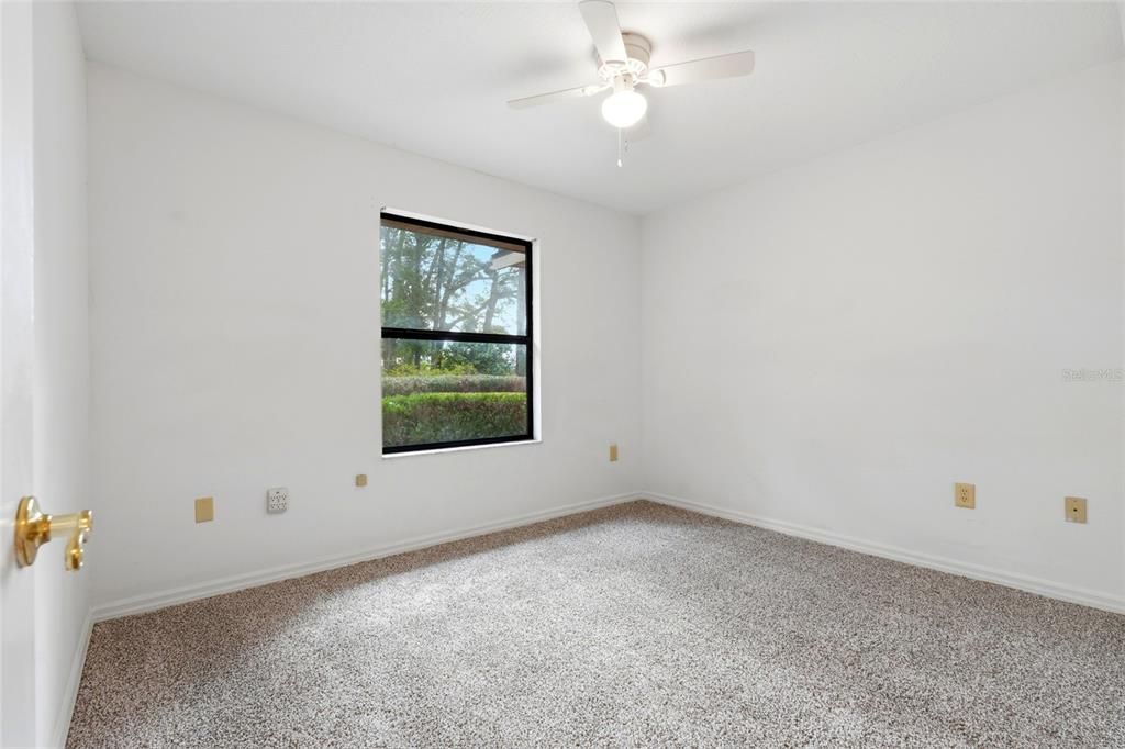 For Sale: $305,000 (3 beds, 2 baths, 1538 Square Feet)