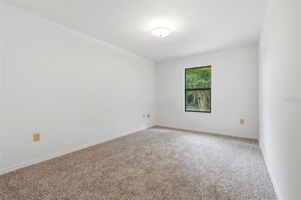 For Sale: $305,000 (3 beds, 2 baths, 1538 Square Feet)