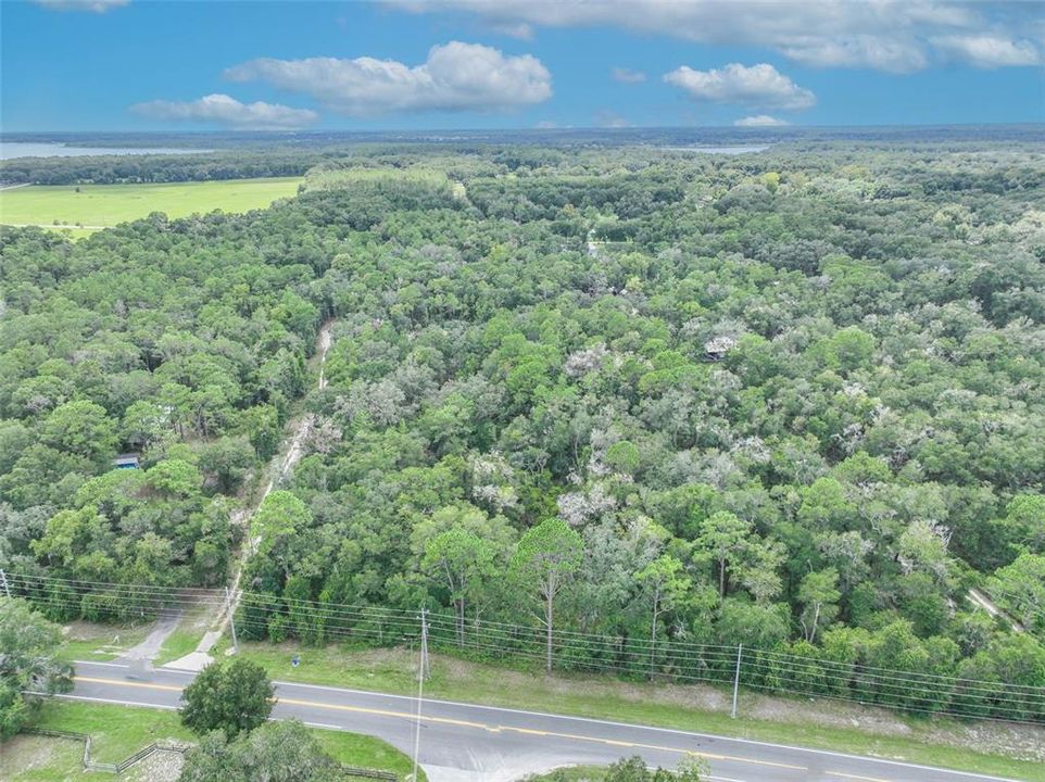 En Venta: $125,000 (3.16 acres)