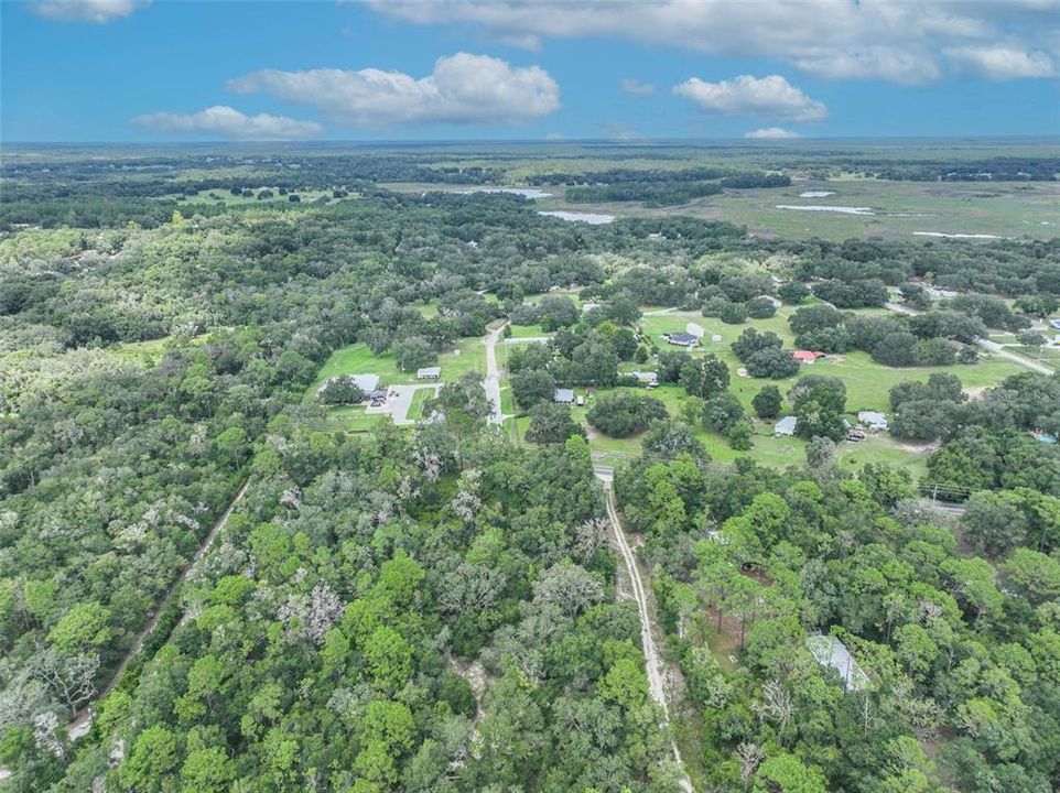 En Venta: $125,000 (3.16 acres)