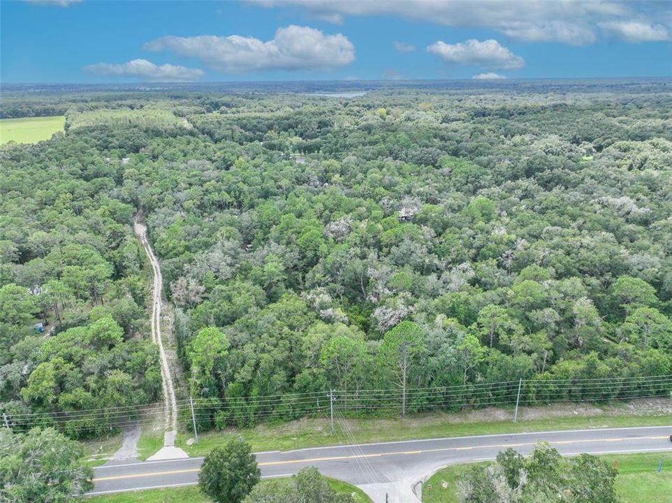 En Venta: $125,000 (3.16 acres)