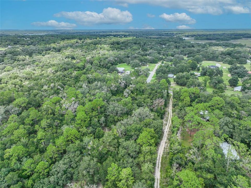 En Venta: $125,000 (3.16 acres)
