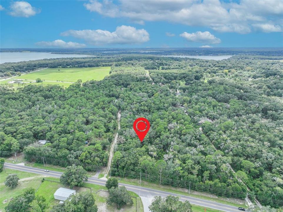 En Venta: $125,000 (3.16 acres)