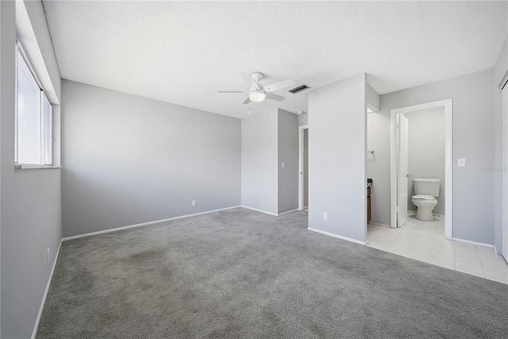 For Sale: $149,950 (3 beds, 2 baths, 1408 Square Feet)
