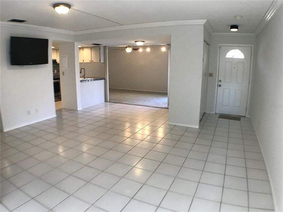 For Sale: $149,950 (3 beds, 2 baths, 1408 Square Feet)