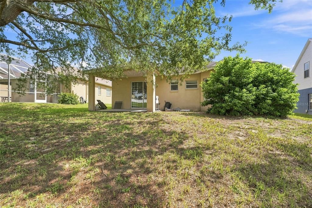 For Sale: $275,000 (4 beds, 2 baths, 1928 Square Feet)
