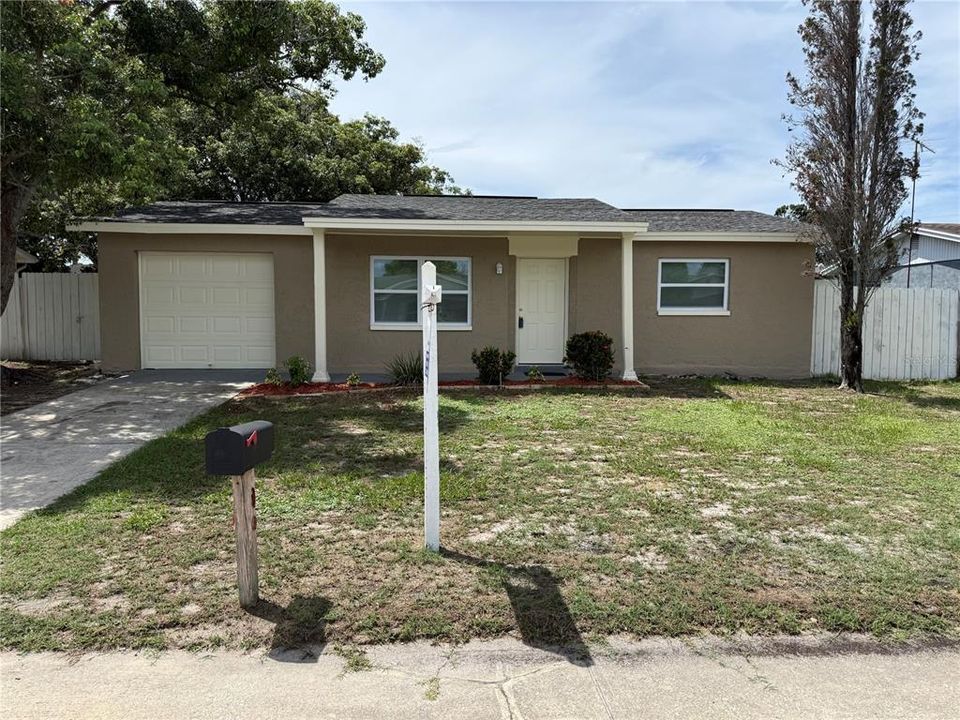 En Venta: $224,900 (3 camas, 2 baños, 972 Pies cuadrados)