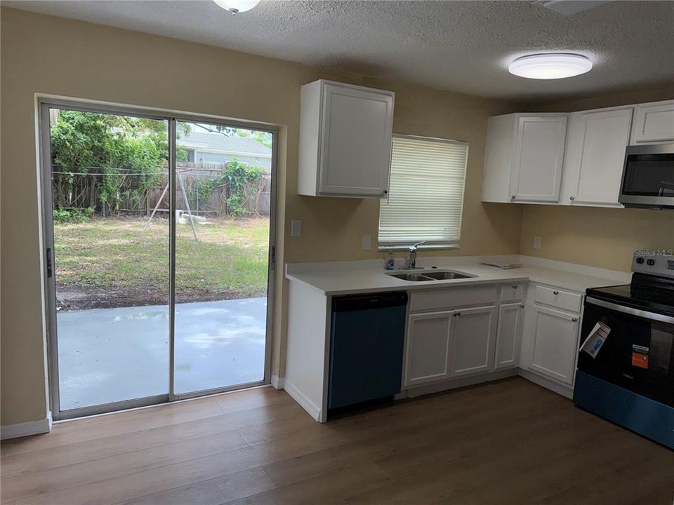 En Venta: $224,900 (3 camas, 2 baños, 972 Pies cuadrados)