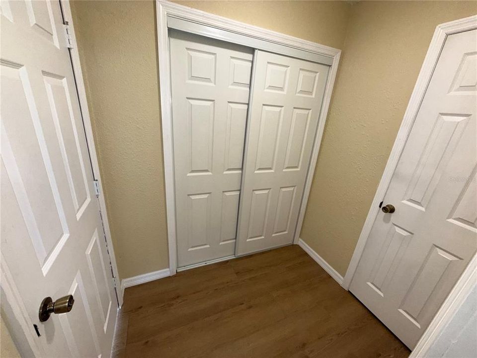 En Venta: $224,900 (3 camas, 2 baños, 972 Pies cuadrados)
