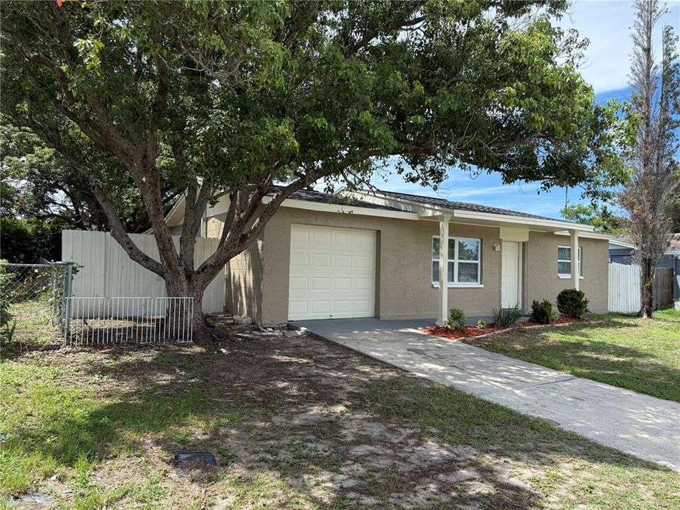 En Venta: $224,900 (3 camas, 2 baños, 972 Pies cuadrados)