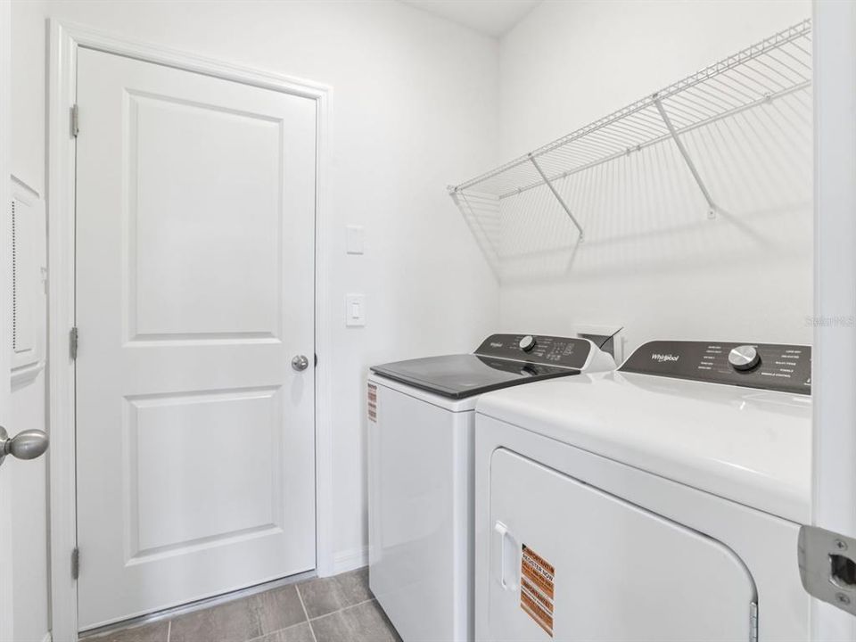 En Venta: $399,810 (4 camas, 2 baños, 2168 Pies cuadrados)