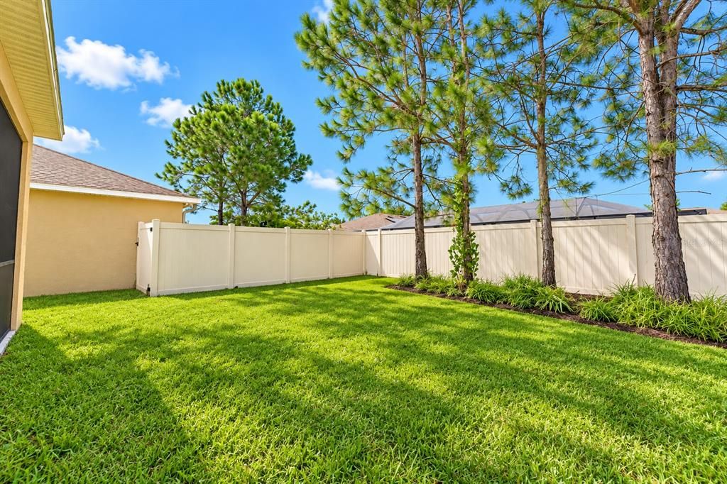 For Sale: $309,000 (3 beds, 2 baths, 1672 Square Feet)