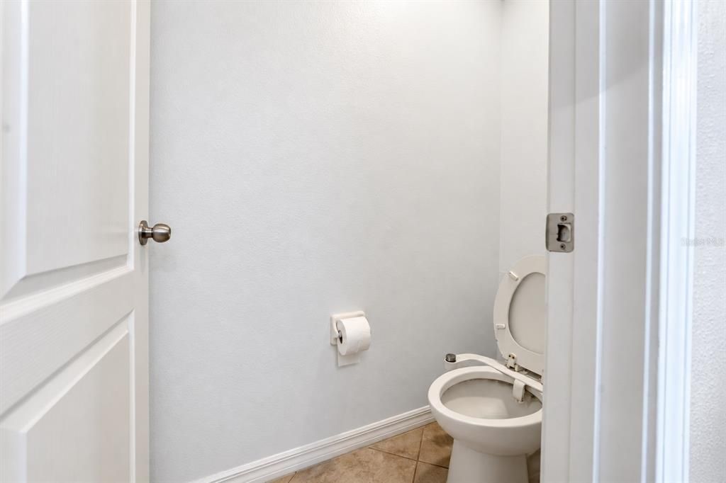 For Sale: $309,000 (3 beds, 2 baths, 1672 Square Feet)