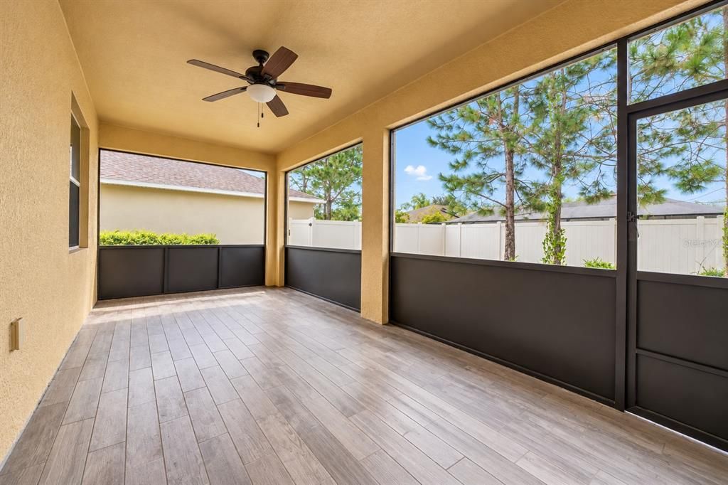 For Sale: $309,000 (3 beds, 2 baths, 1672 Square Feet)