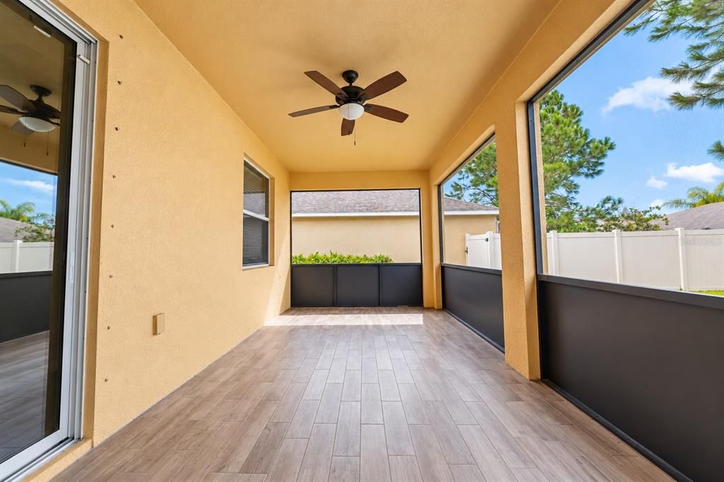 For Sale: $309,000 (3 beds, 2 baths, 1672 Square Feet)