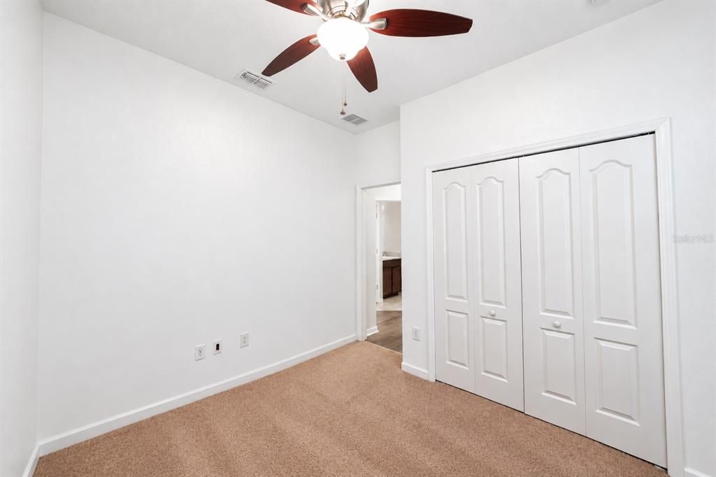 For Sale: $309,000 (3 beds, 2 baths, 1672 Square Feet)