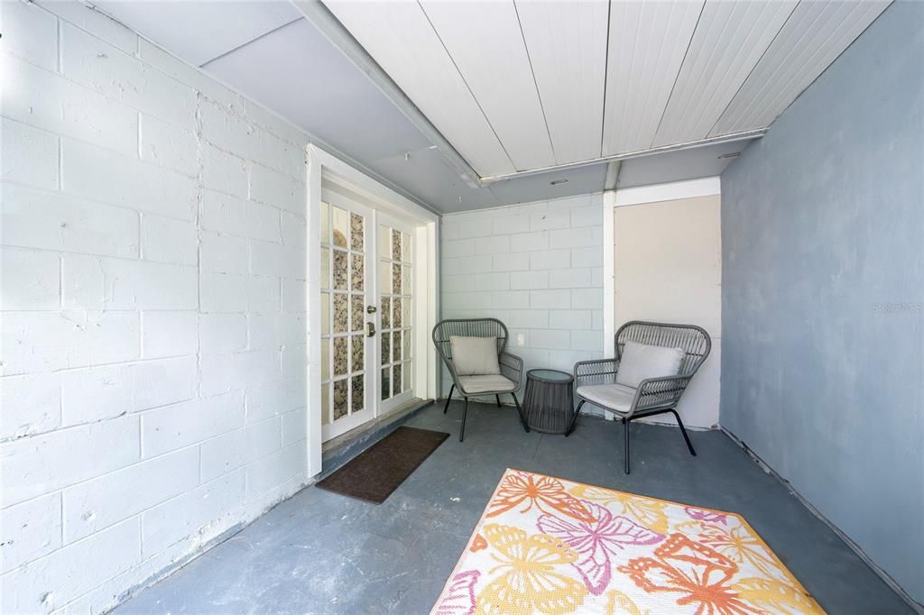 For Rent: $1,790 (2 beds, 1 baths, 1400 Square Feet)