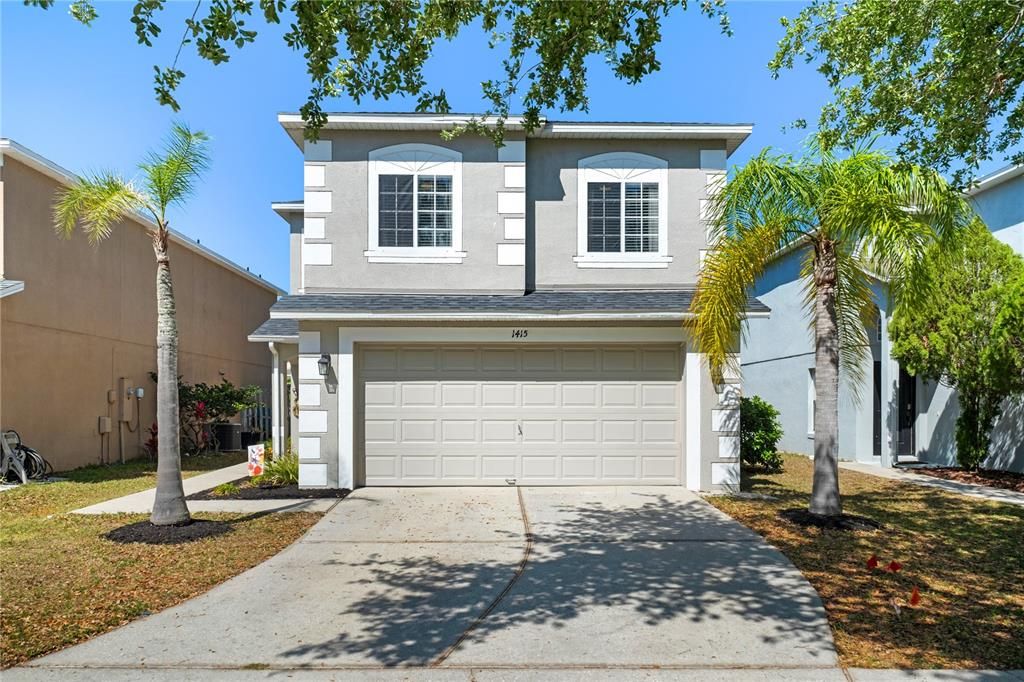 For Sale: $415,000 (3 beds, 2 baths, 1369 Square Feet)