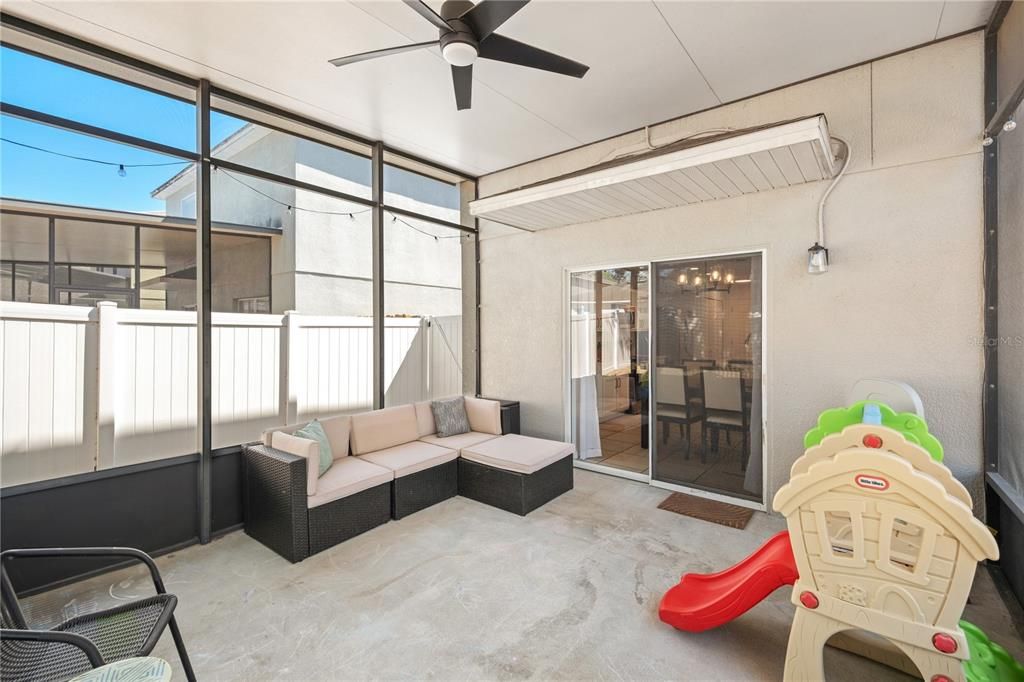 For Sale: $415,000 (3 beds, 2 baths, 1369 Square Feet)