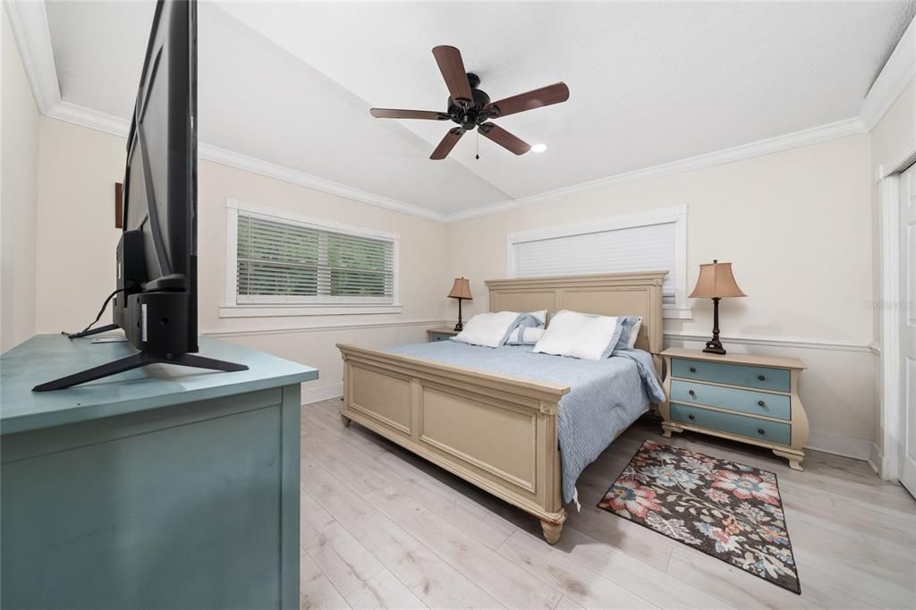 For Rent: $1,950 (2 beds, 2 baths, 1500 Square Feet)