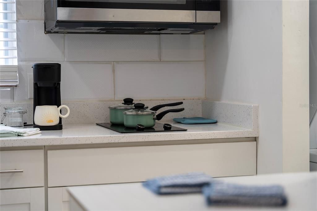 For Rent: $1,500 (1 beds, 1 baths, 1000 Square Feet)