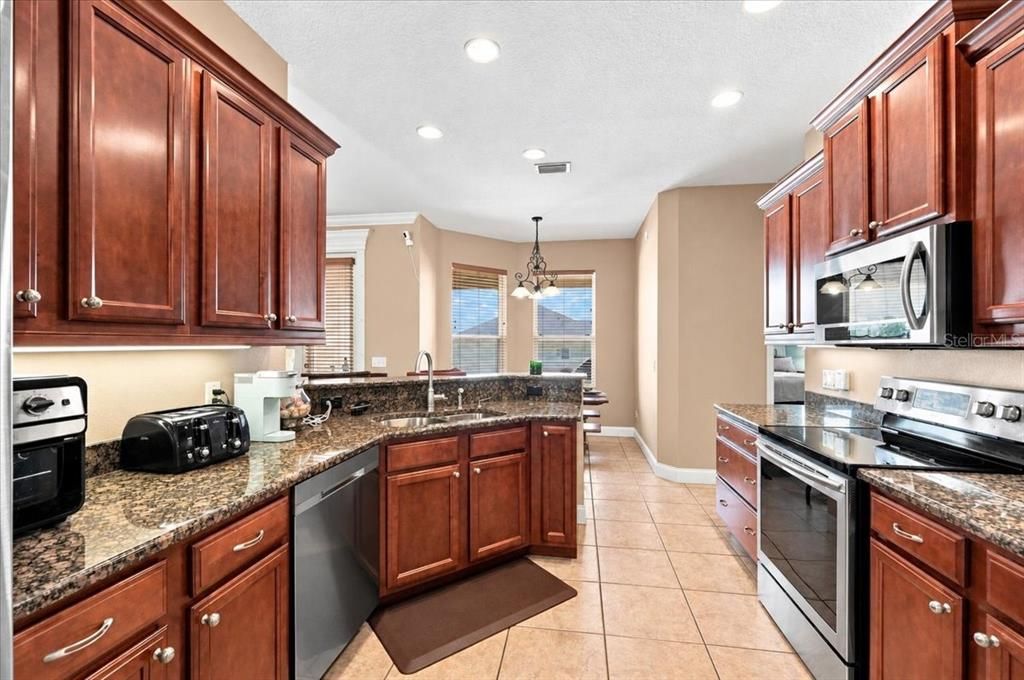 For Sale: $485,000 (4 beds, 3 baths, 2357 Square Feet)