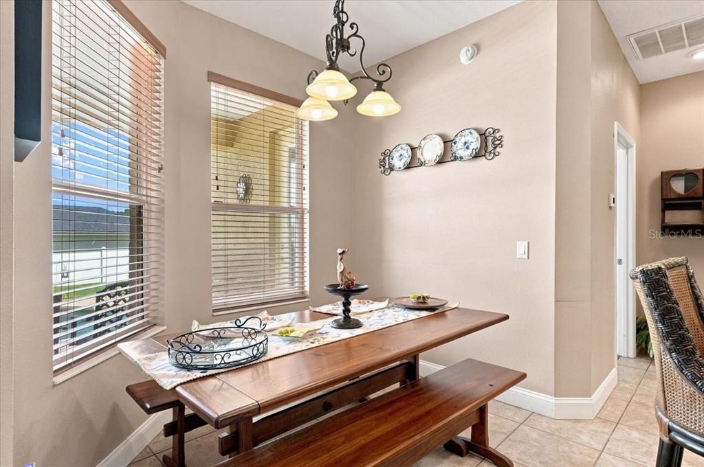 For Sale: $485,000 (4 beds, 3 baths, 2357 Square Feet)