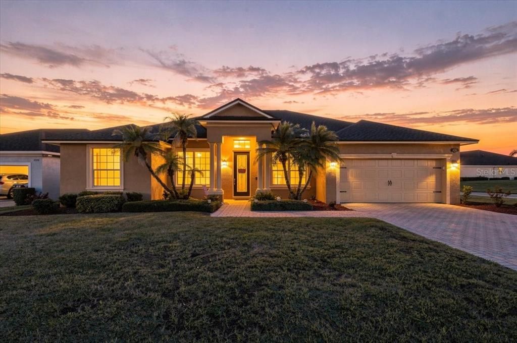 For Sale: $485,000 (4 beds, 3 baths, 2357 Square Feet)