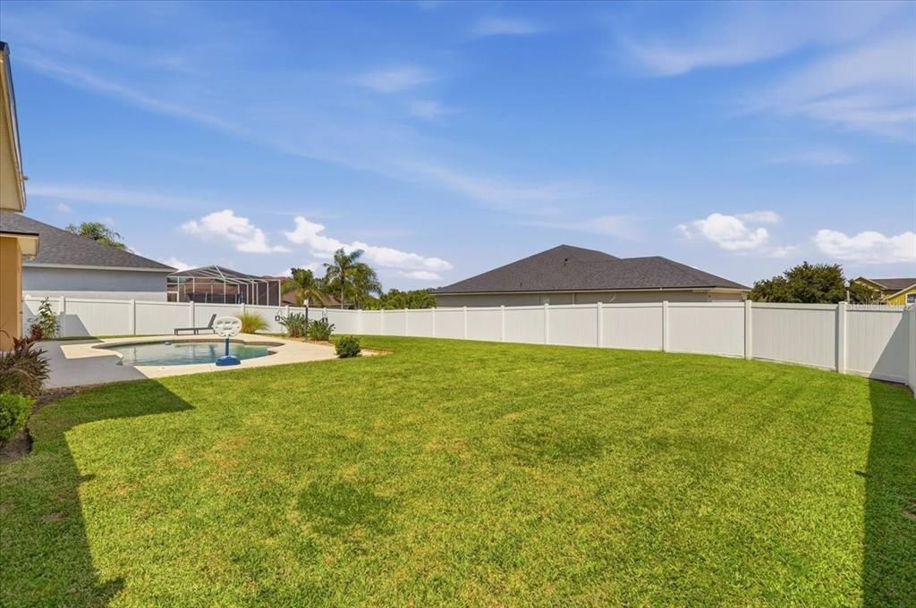 For Sale: $485,000 (4 beds, 3 baths, 2357 Square Feet)