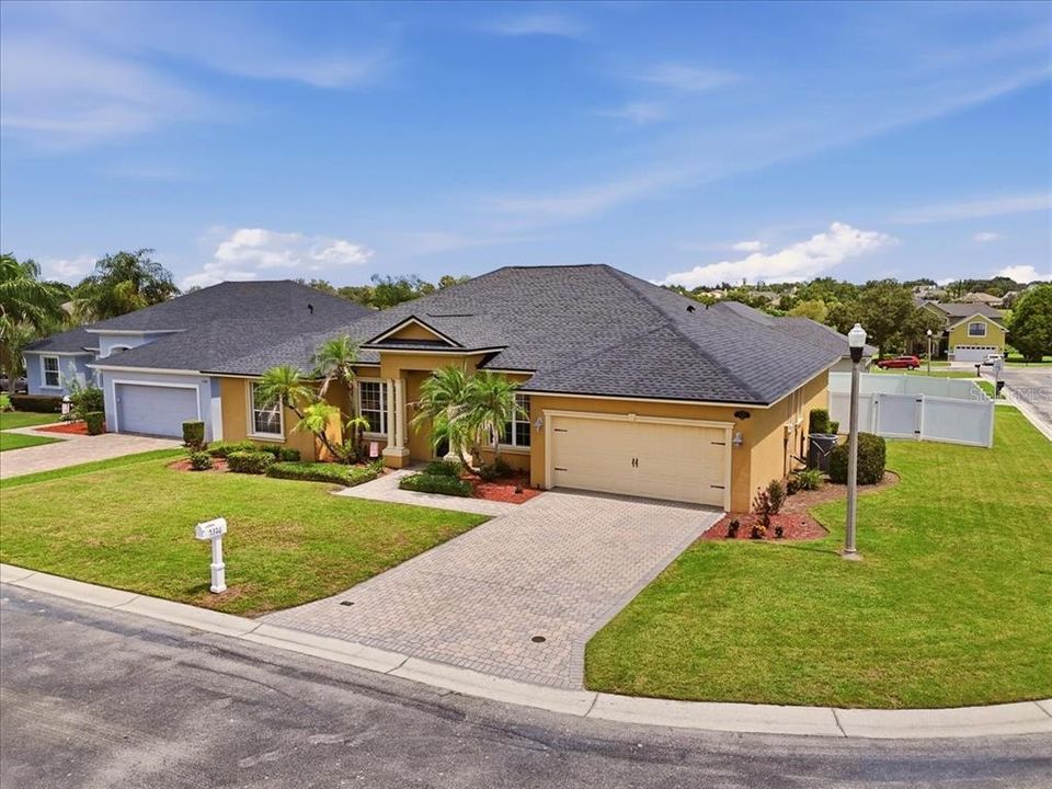 For Sale: $485,000 (4 beds, 3 baths, 2357 Square Feet)