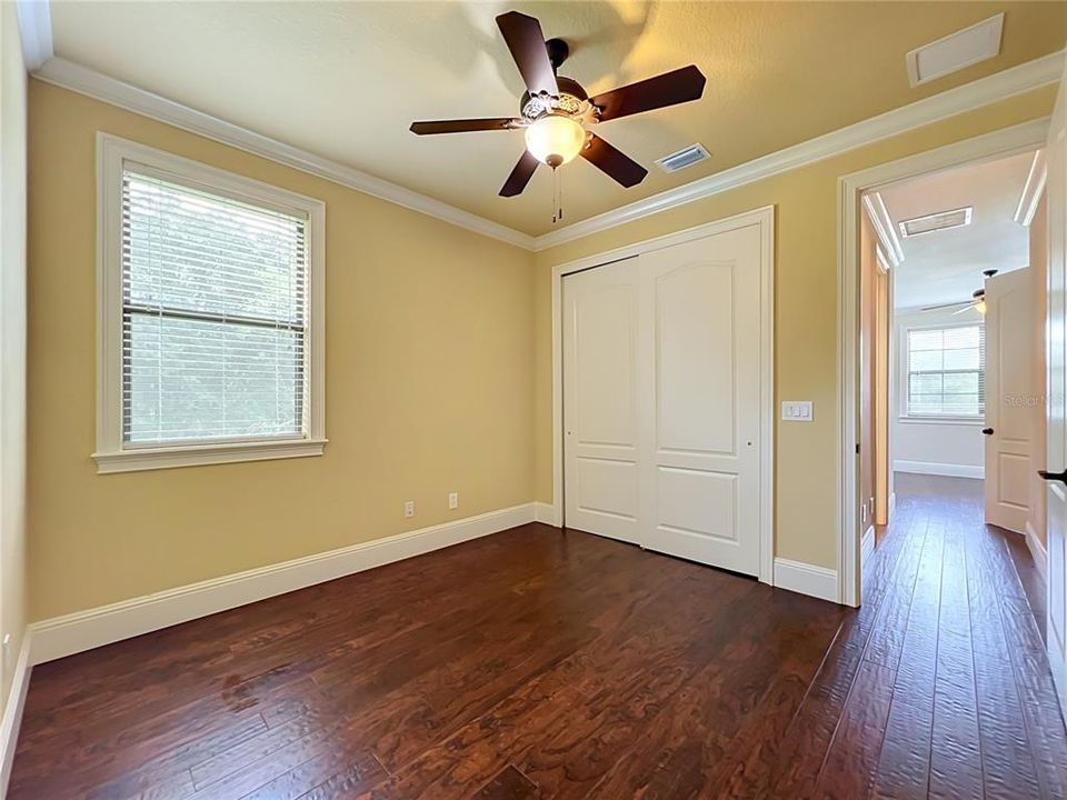 For Sale: $1,200,000 (6 beds, 4 baths, 3578 Square Feet)