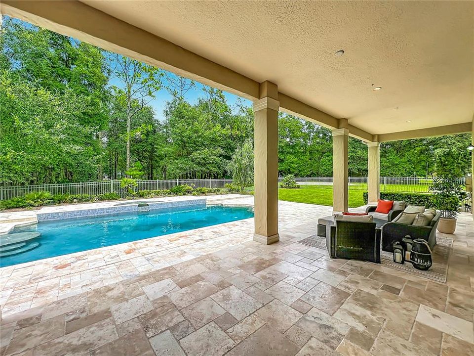 For Sale: $1,200,000 (6 beds, 4 baths, 3578 Square Feet)