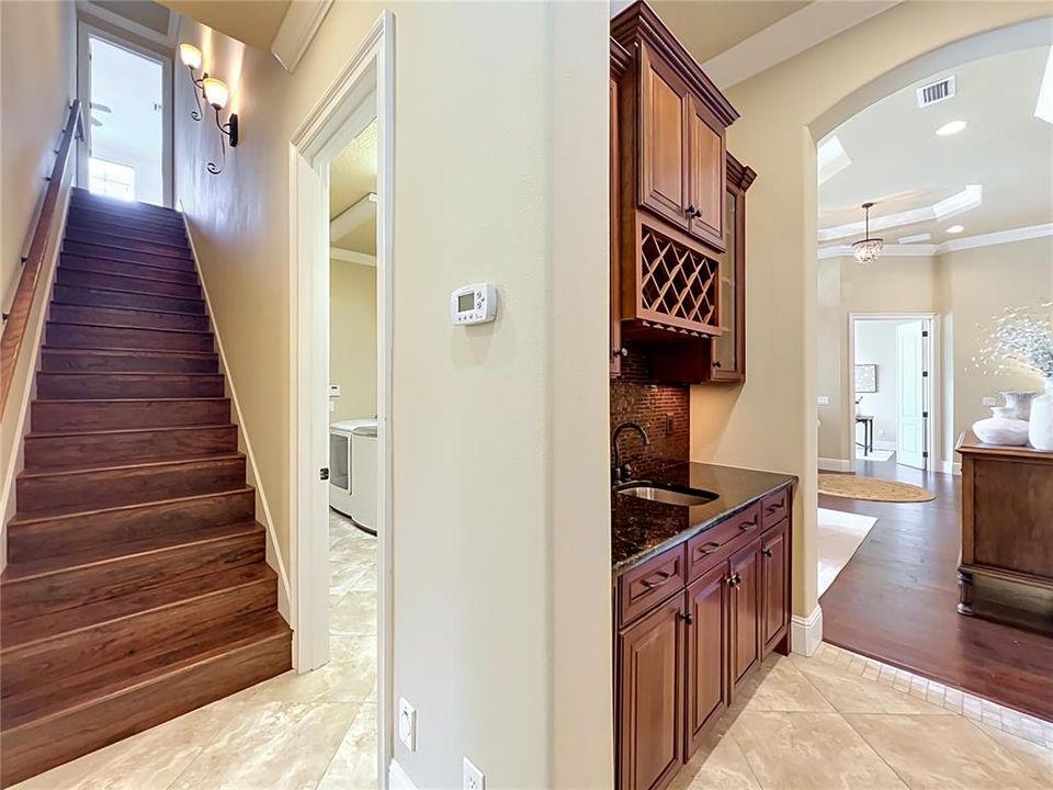 For Sale: $1,200,000 (6 beds, 4 baths, 3578 Square Feet)