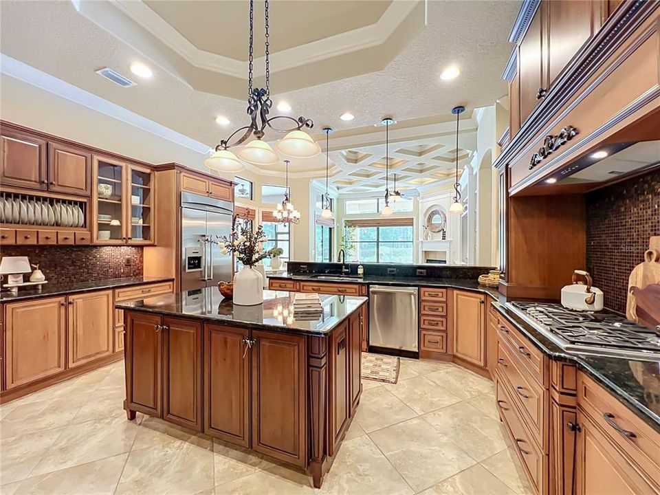 For Sale: $1,200,000 (6 beds, 4 baths, 3578 Square Feet)