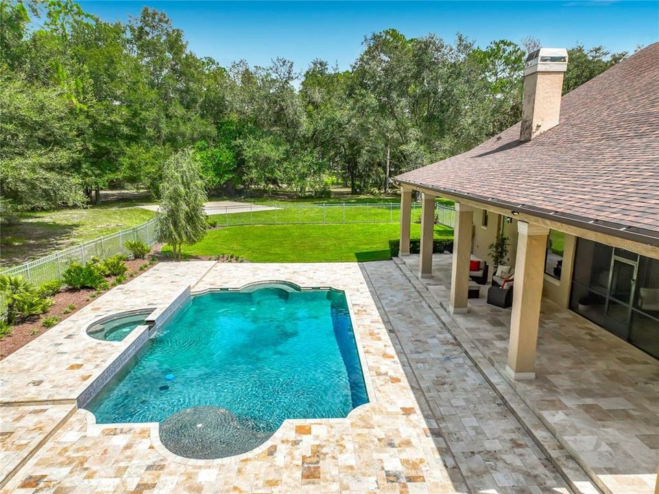 For Sale: $1,200,000 (6 beds, 4 baths, 3578 Square Feet)