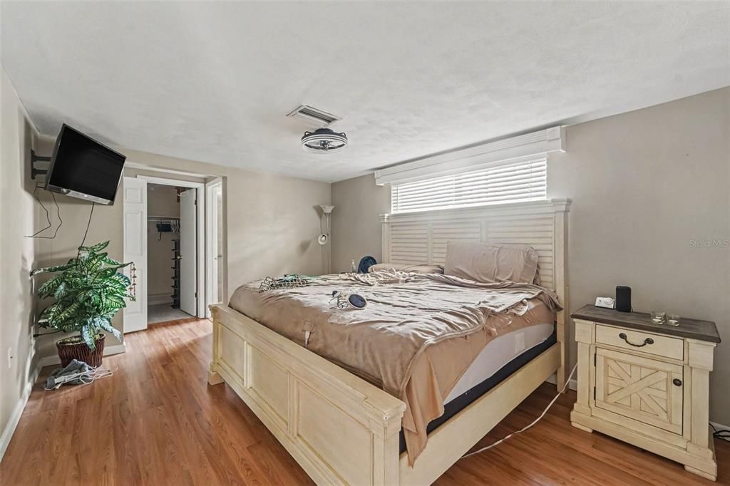 En Venta: $285,000 (3 camas, 2 baños, 1783 Pies cuadrados)