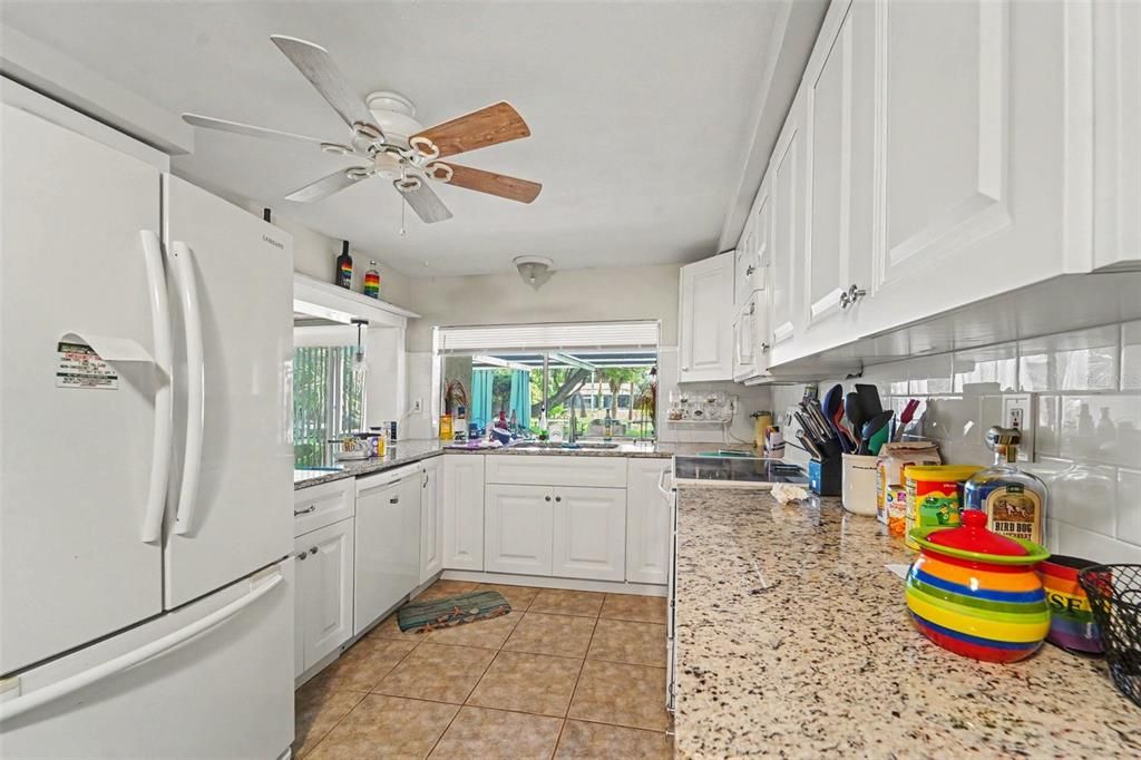 En Venta: $285,000 (3 camas, 2 baños, 1783 Pies cuadrados)