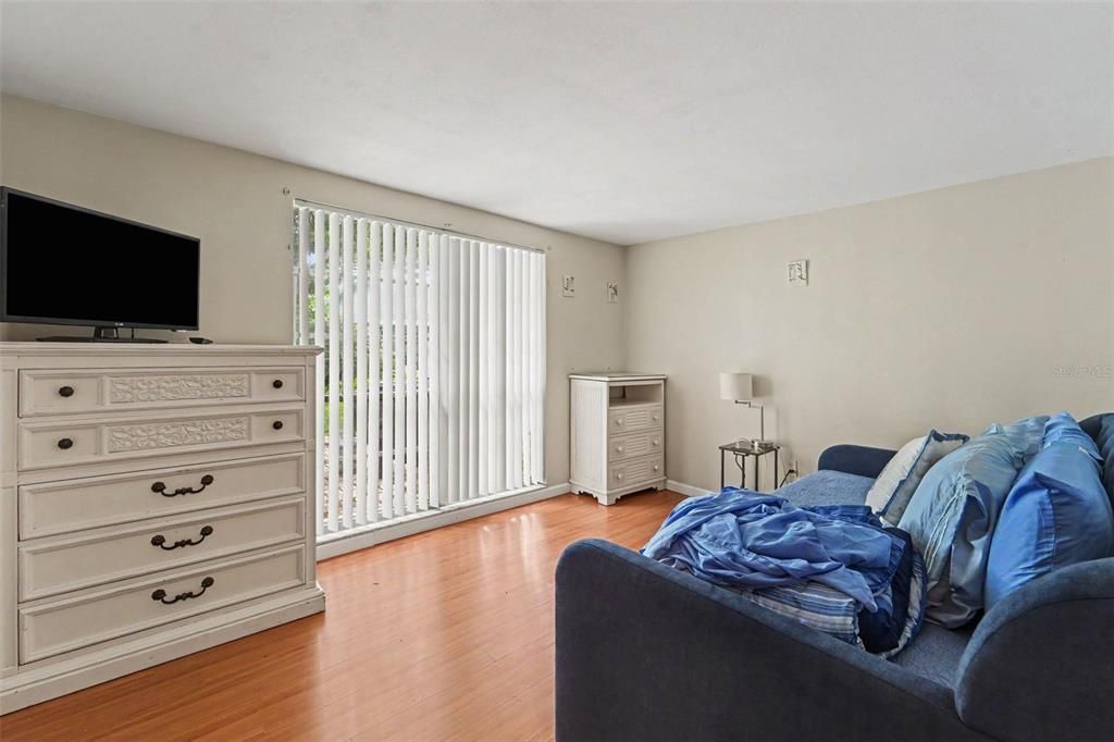 En Venta: $285,000 (3 camas, 2 baños, 1783 Pies cuadrados)