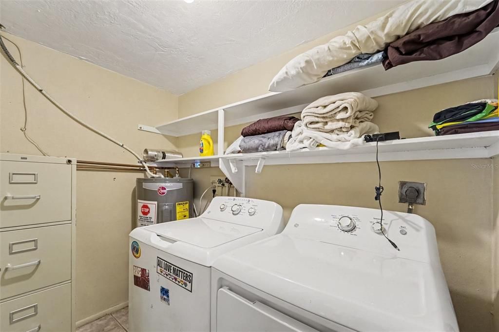 En Venta: $285,000 (3 camas, 2 baños, 1783 Pies cuadrados)