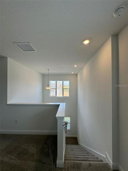 For Rent: $2,800 (4 beds, 2 baths, 2093 Square Feet)