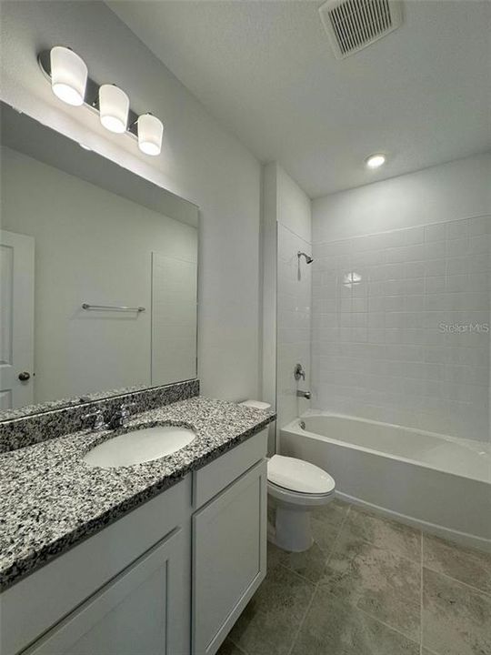 For Rent: $2,800 (4 beds, 2 baths, 2093 Square Feet)