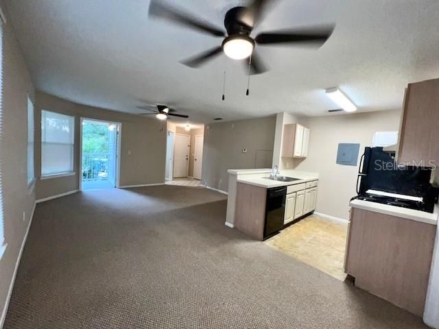 В аренду: $1,499 (2 спален, 2 ванн, 912 Квадратных фут)