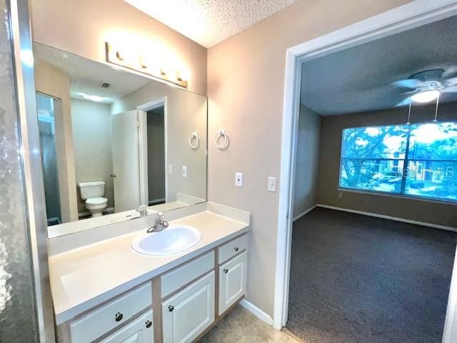 В аренду: $1,499 (2 спален, 2 ванн, 912 Квадратных фут)