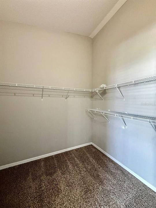 En Renta: $1,900 (3 camas, 3 baños, 1653 Pies cuadrados)