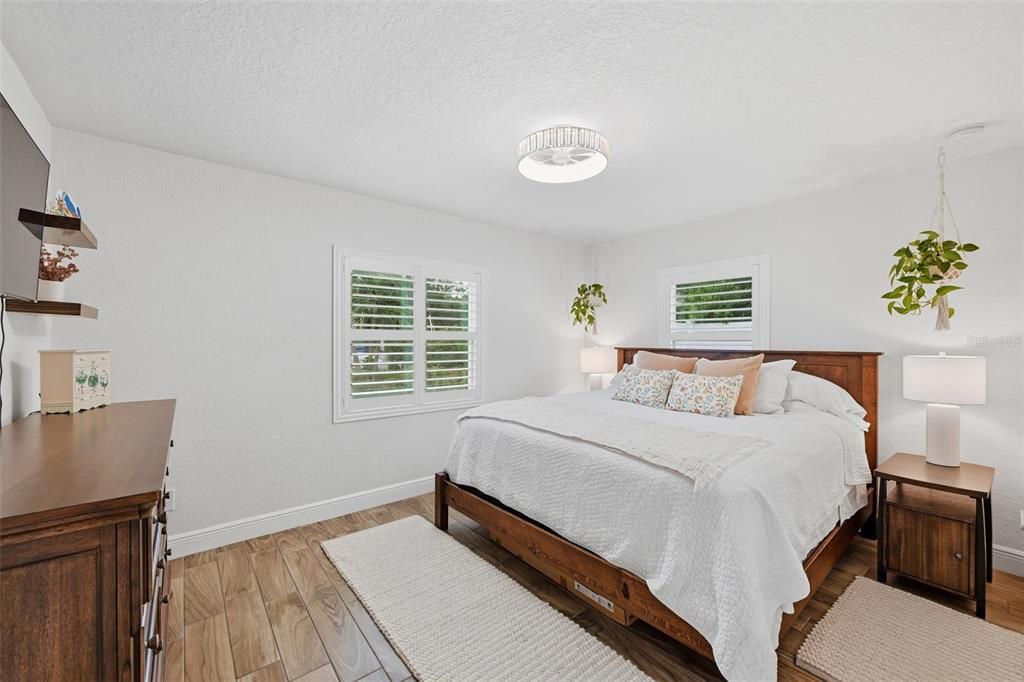 Activo con contrato: $615,000 (3 camas, 2 baños, 1502 Pies cuadrados)