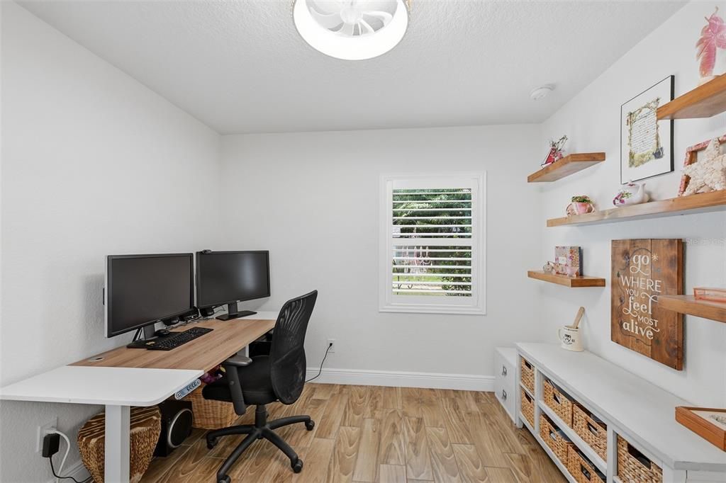 Activo con contrato: $615,000 (3 camas, 2 baños, 1502 Pies cuadrados)