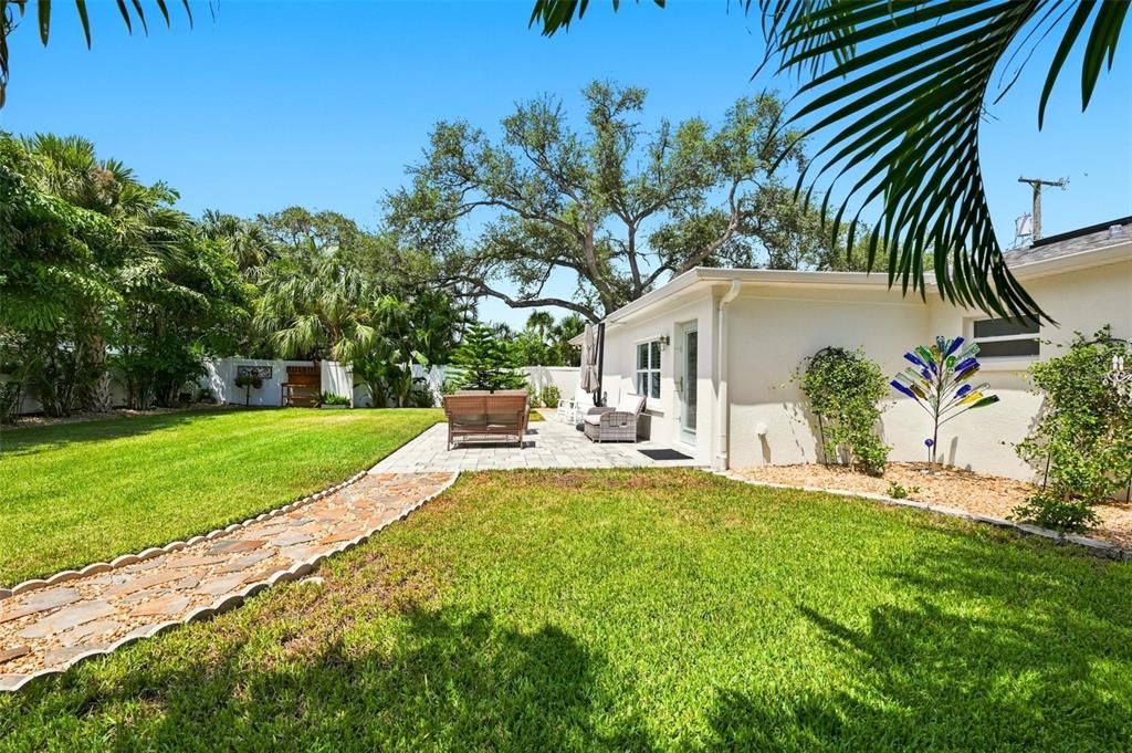 Activo con contrato: $615,000 (3 camas, 2 baños, 1502 Pies cuadrados)