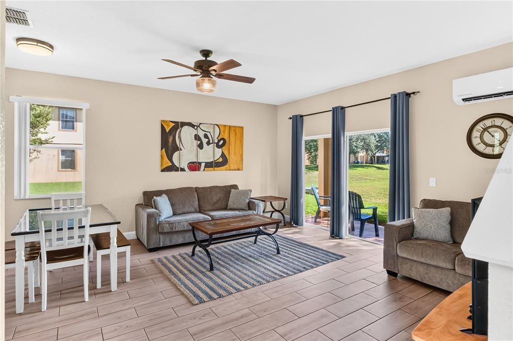For Sale: $289,999 (4 beds, 3 baths, 1856 Square Feet)